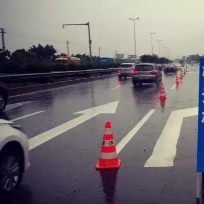 揭秘Z106公交路线，穿越城市的公共交通之旅