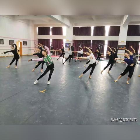 龙泉新闻头条2018，城市新动向与发展活力全揭秘