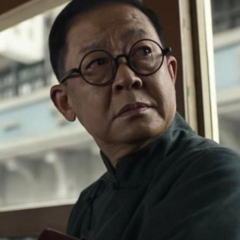 靳东荧屏再闪耀，演技派忙碌不停歇的最新动态