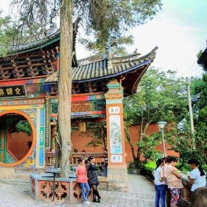 大理古城新闻头条直播，实时展现魅力古城风采