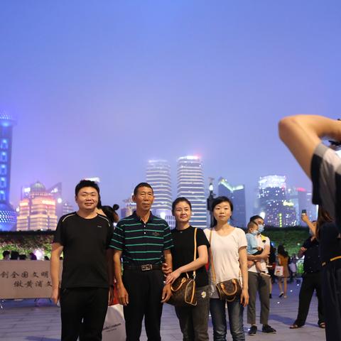 独家揭秘，暑假上海旅游魅力与精彩攻略