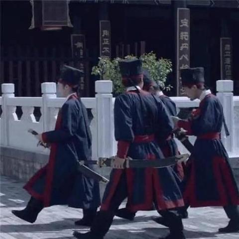 尖嘴猴腮 第2页