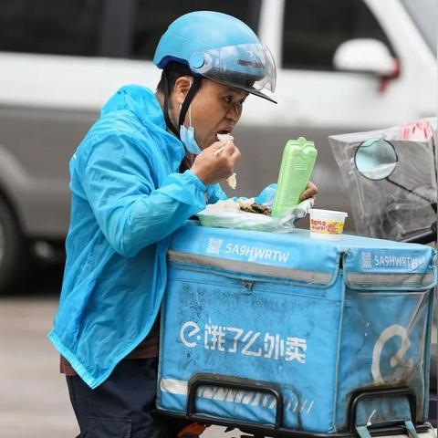 励志女神的外卖人生，挑战与梦想并驾齐驱