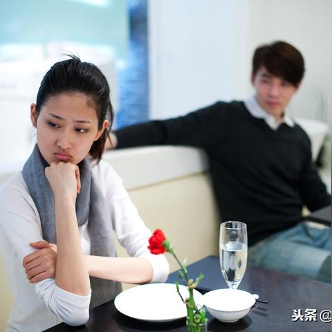 冰淇淋战争手游攻略大全，成为胜利者的秘诀揭秘！