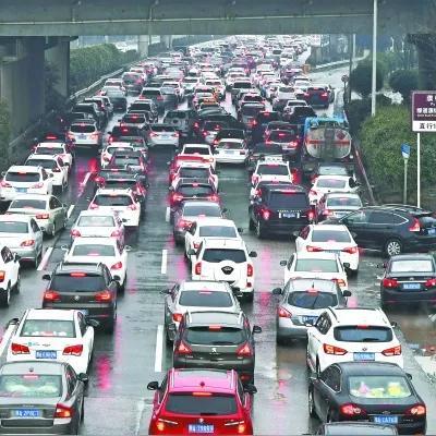 城市拥堵探秘，探究根源与解决方案，世界排名堵车如何应对？