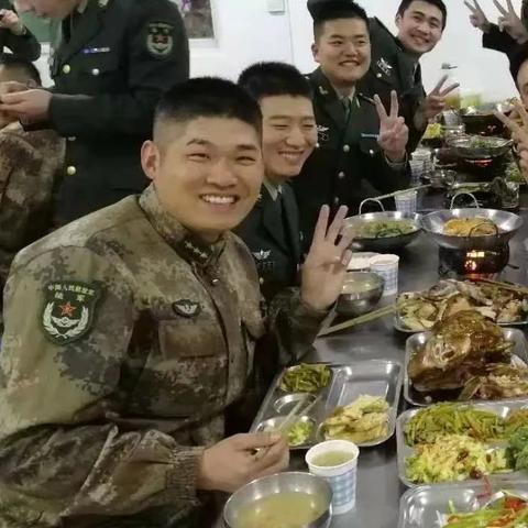 励志老兵砥砺前行，岁月磨砺铸就人生格言