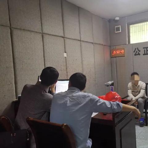 揭秘伪基站内幕，新闻头条背后的隐患