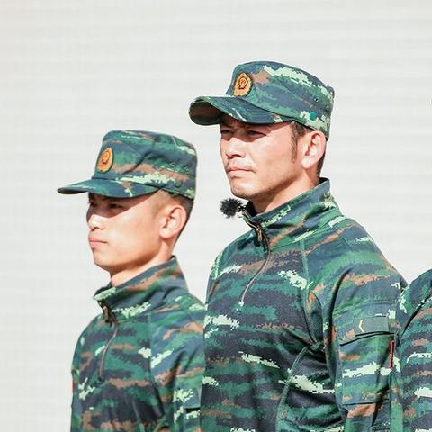 特警屠龙，坚韧不拔励志语录与鼓舞人心图片集锦