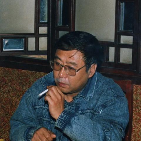 写作技巧揭秘，如何生动描绘潸然泪下的情感，灵感源自百度搜罗
