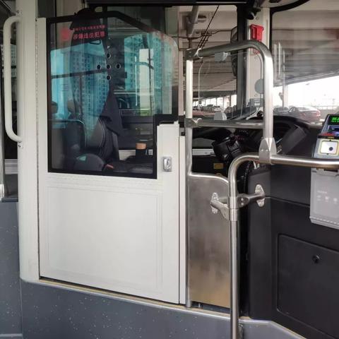 未来驾驶探索之旅，最新汽车广告视频震撼发布！