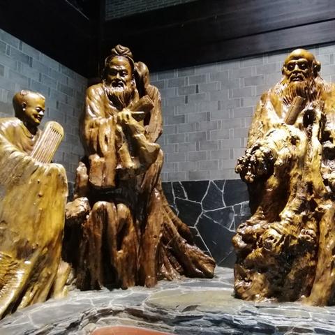 百度成语之旅，探寻金与水元素的成语宝藏