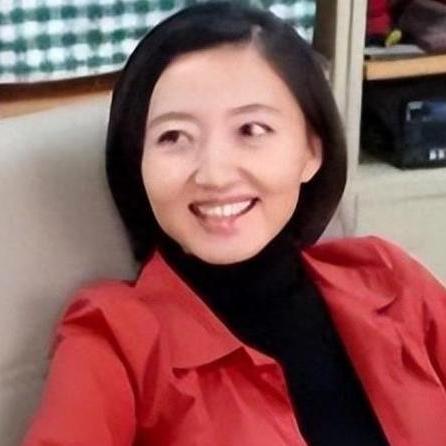 头条新闻女神，聚焦时事热点，展现无限魅力风采