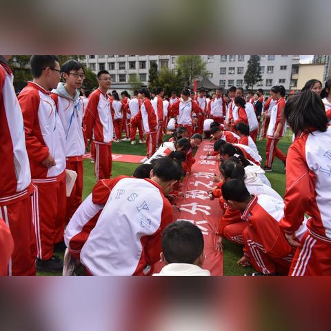 青春燃烧季，中考励志语录，为梦想加油冲刺！