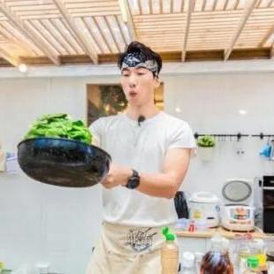 从厨房小白到厨艺大师的成长之路，新人做饭励志语录分享