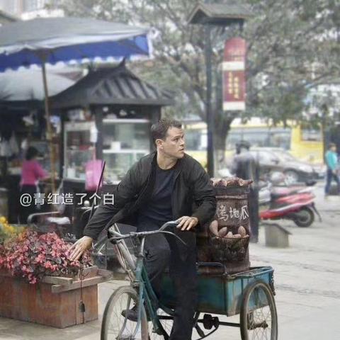 独家揭秘，今日头条带你探寻地摊新闻背后的真相故事