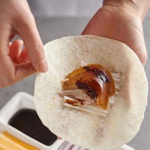 徐州烤鸭美食盛宴，探寻十大烤鸭店，味蕾之旅不容错过！
